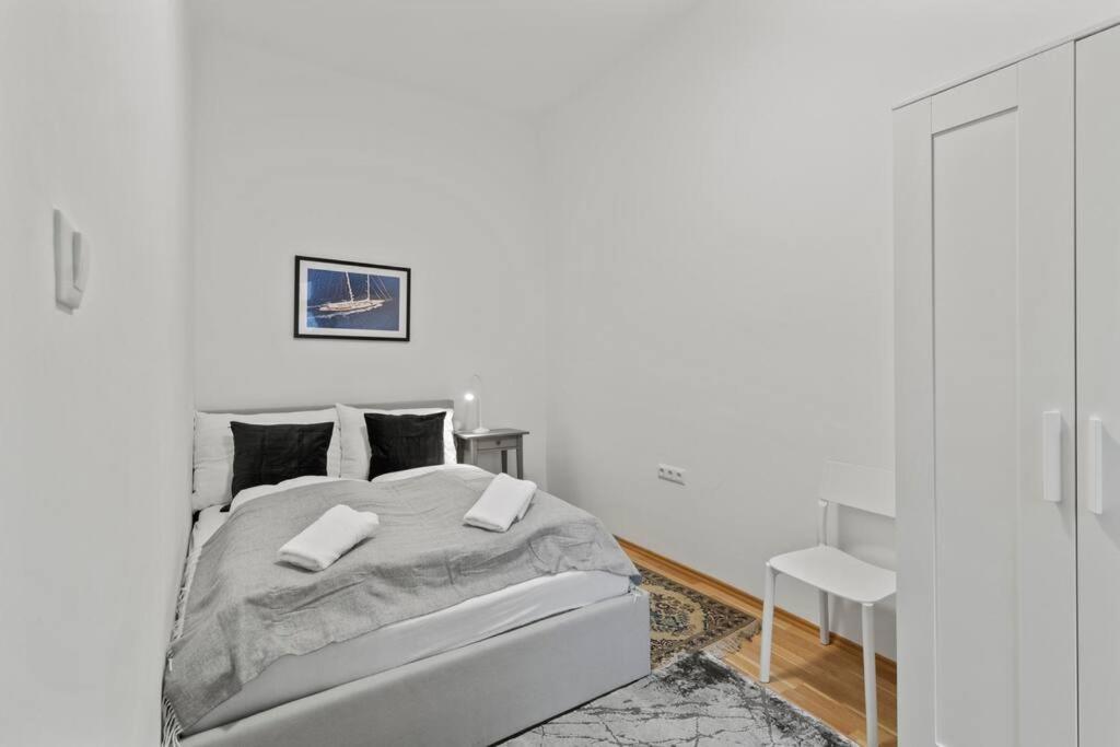Modern Apartment Close To Center - 2Br Wina Bagian luar foto