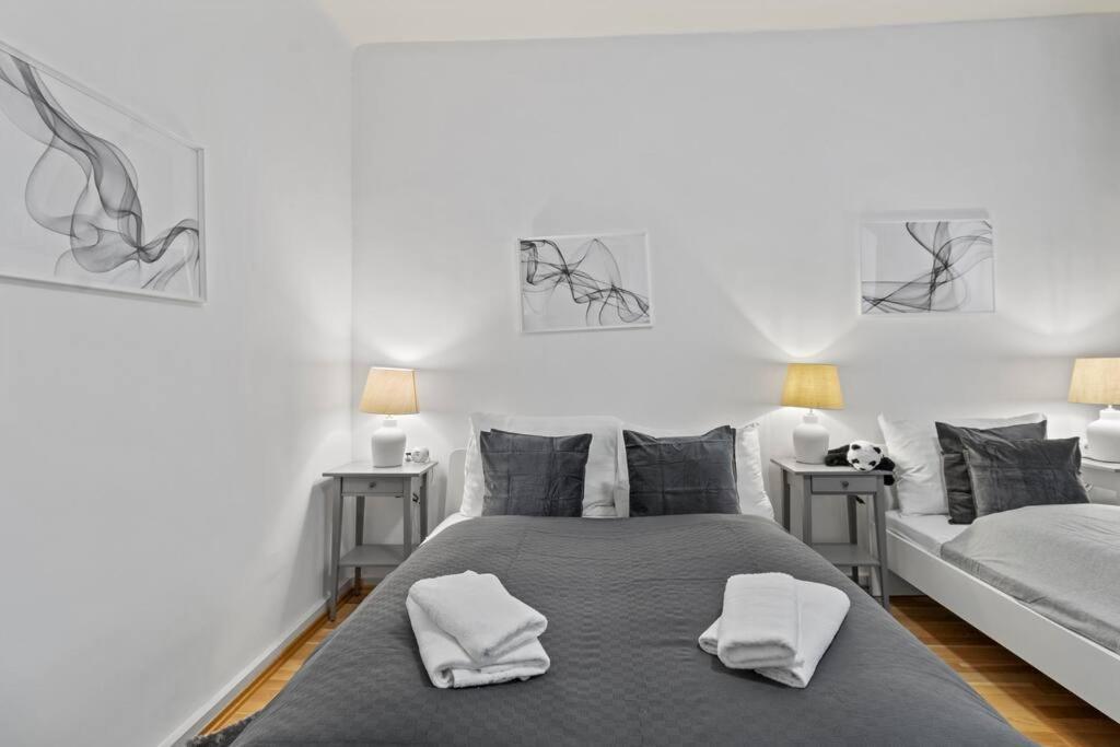 Modern Apartment Close To Center - 2Br Wina Bagian luar foto
